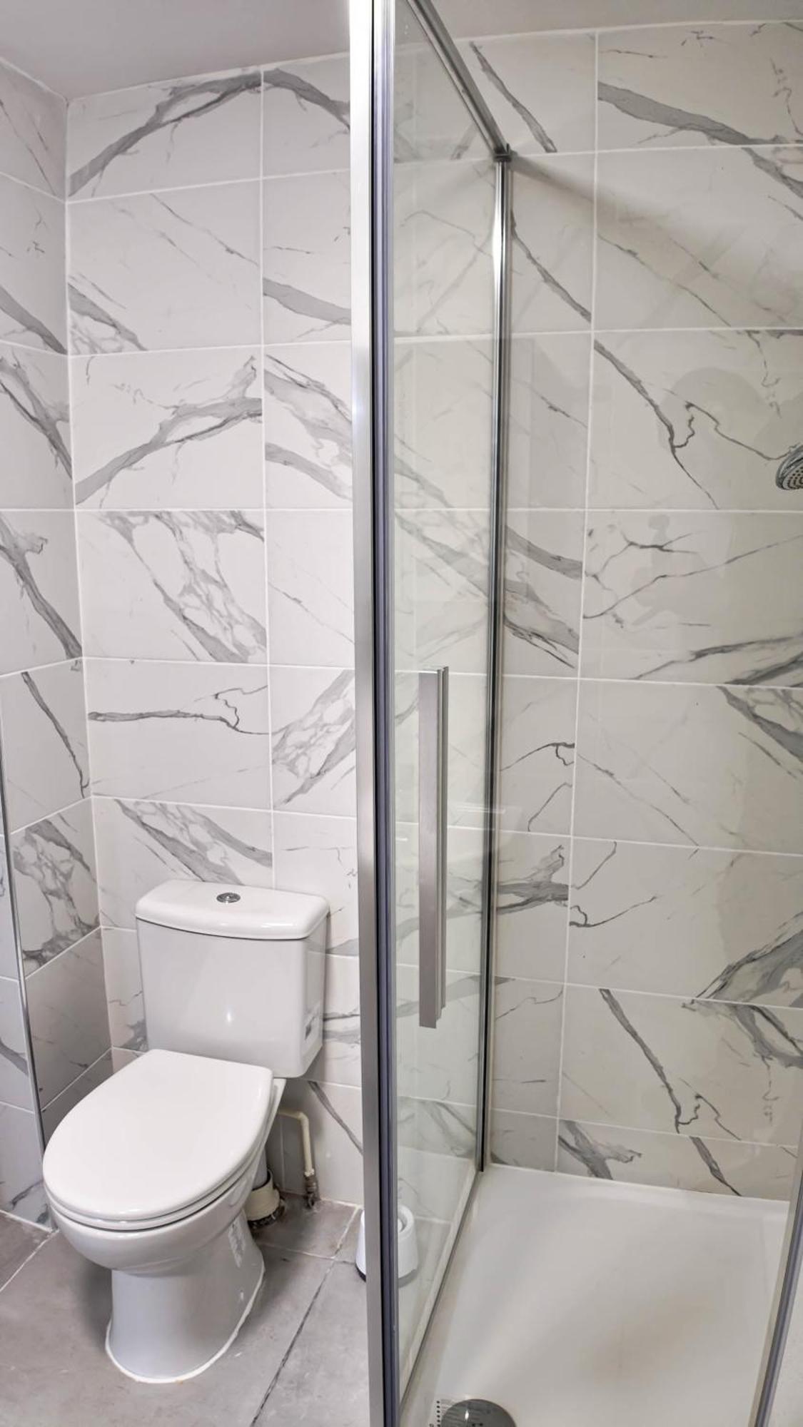 Апартаменты Spacious 2 Bed With Patio In Camden Wr201